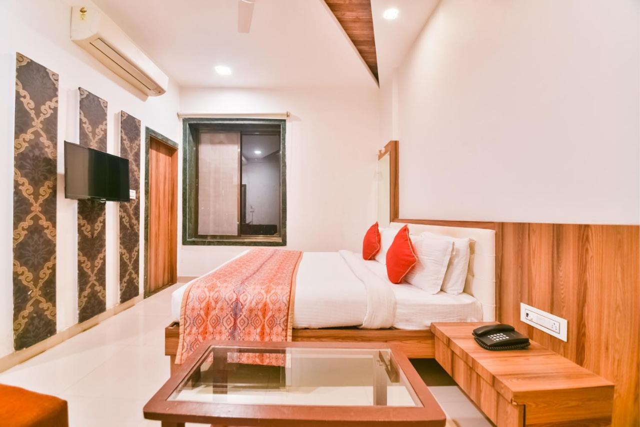 Palette - The Elegance Resort Chittorgarh Bagian luar foto