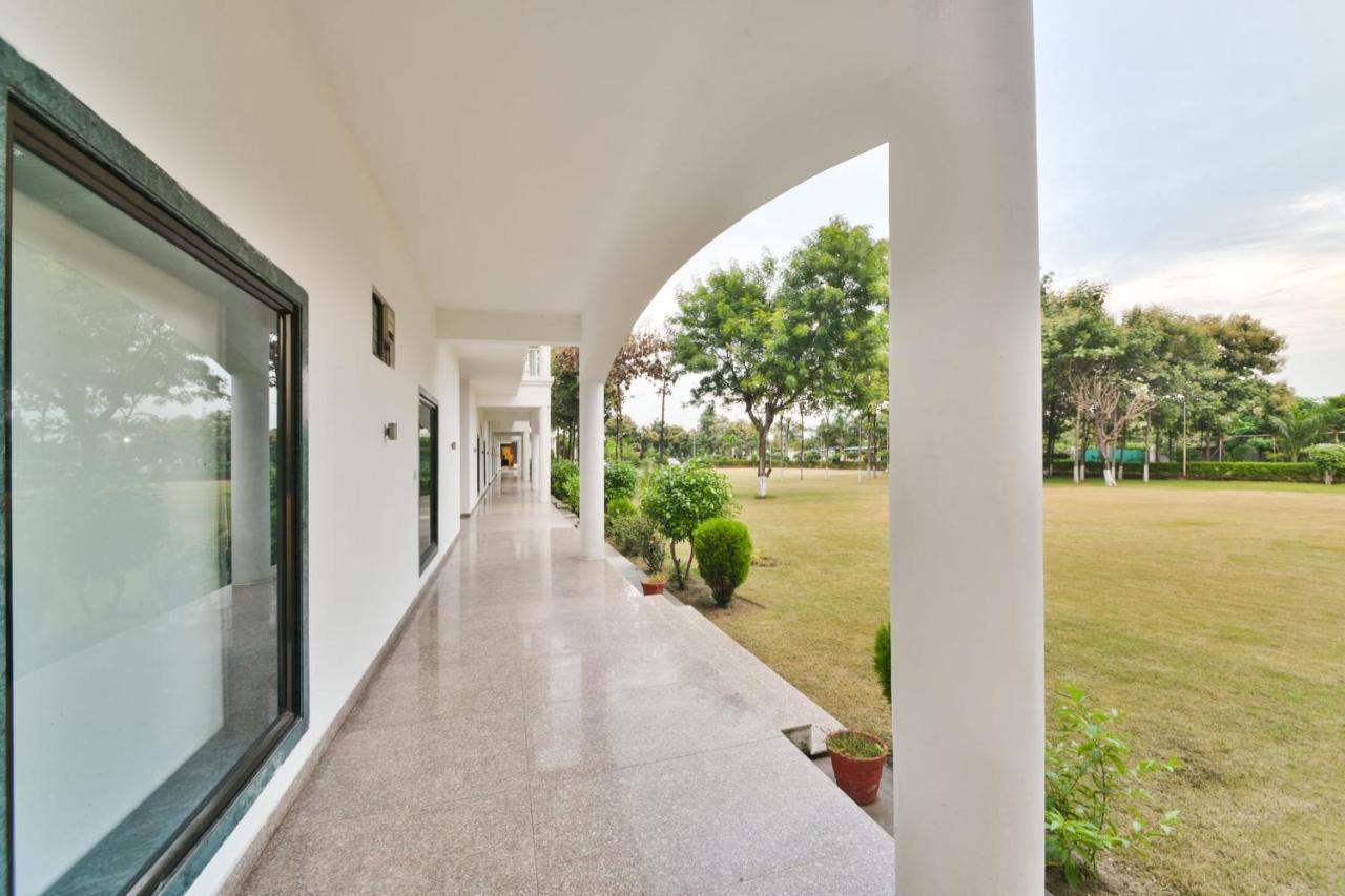 Palette - The Elegance Resort Chittorgarh Bagian luar foto