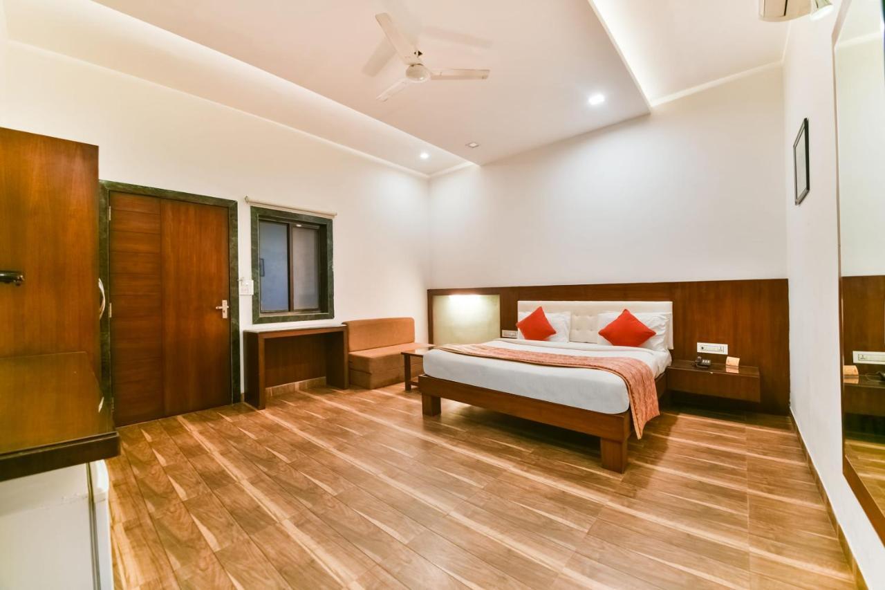 Palette - The Elegance Resort Chittorgarh Bagian luar foto
